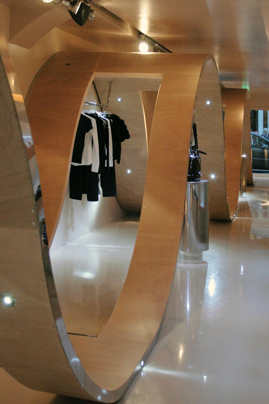 gallery-item