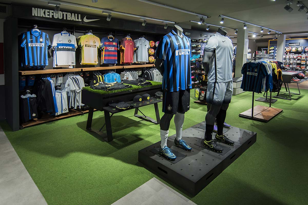 nike store football