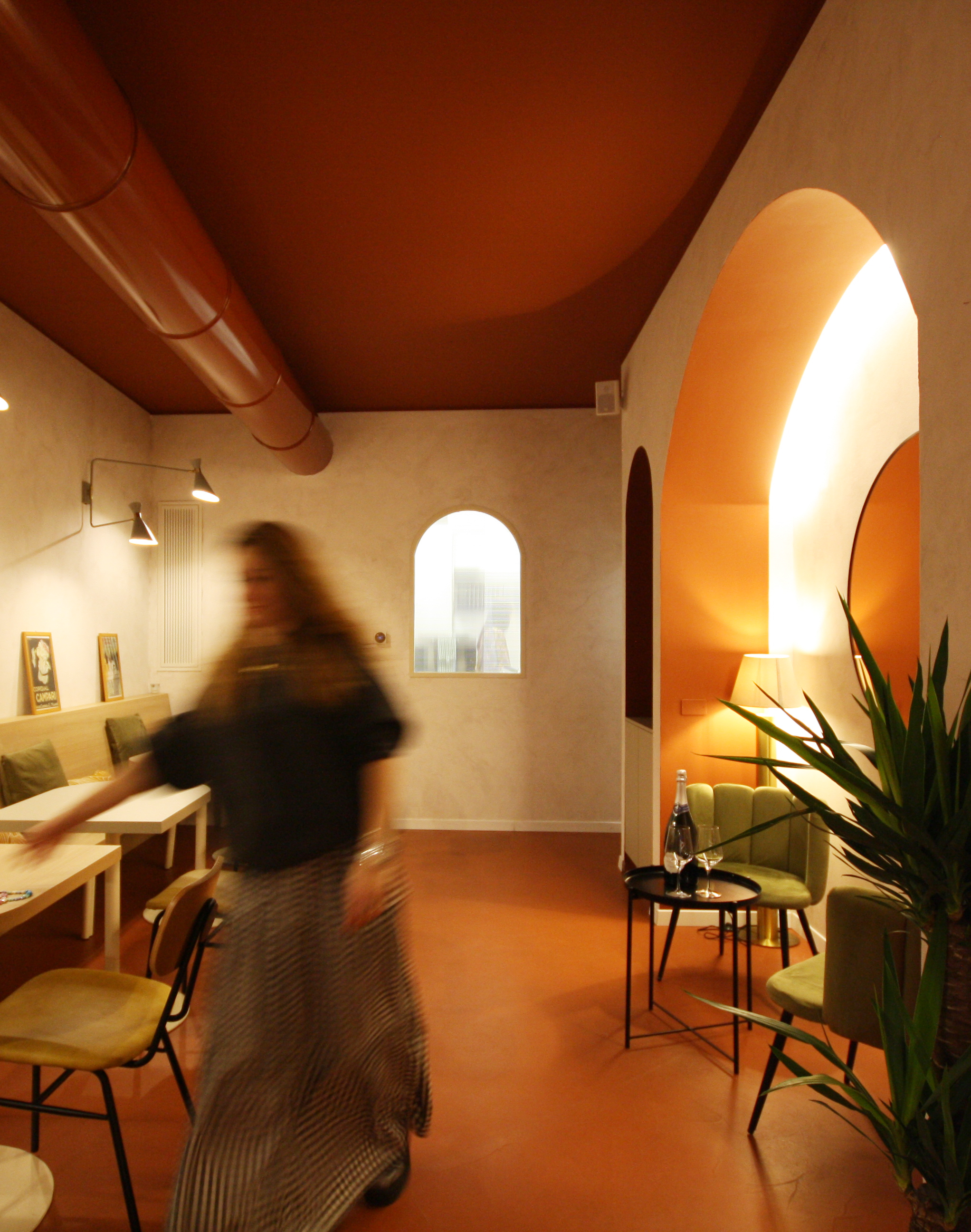 anetho bistro bar castel san giovanni interno tavoli ristorante