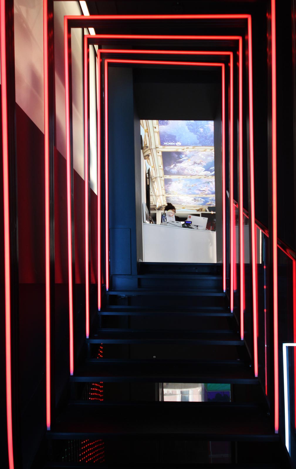 gamestop flagship milano retail design